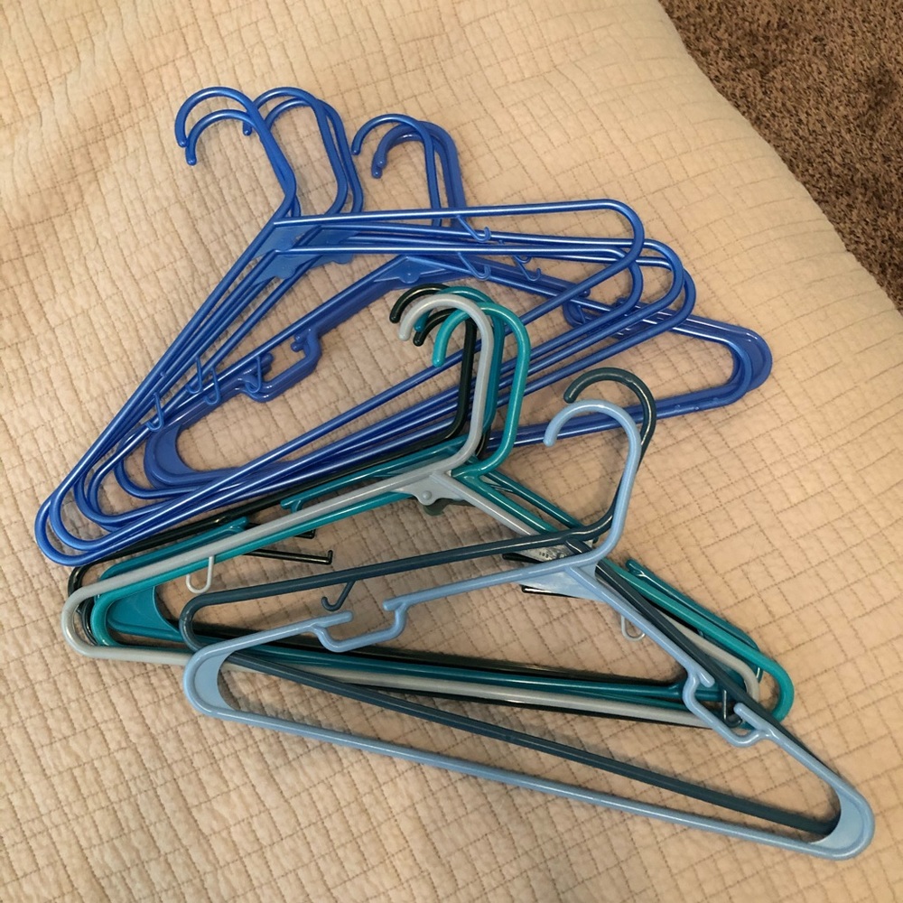14 plastic hangers